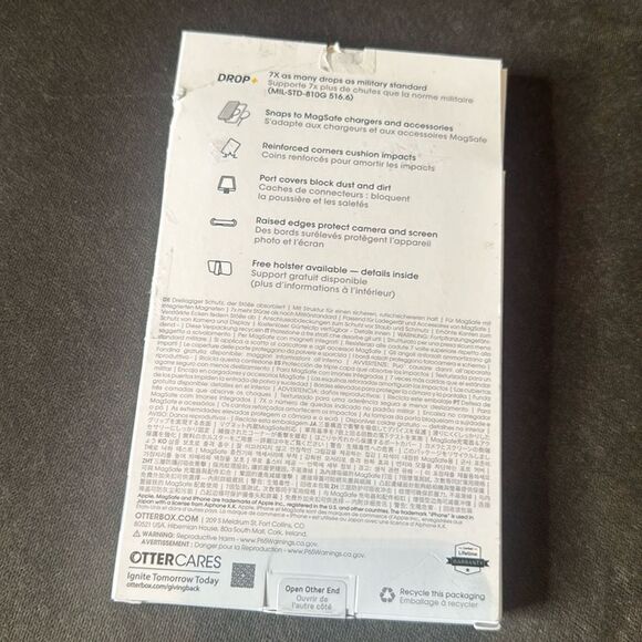 OtterBox Defender Pro Black iPhone 16 Pro Case MagSafe NEW Open Box - Picture 5 of 11